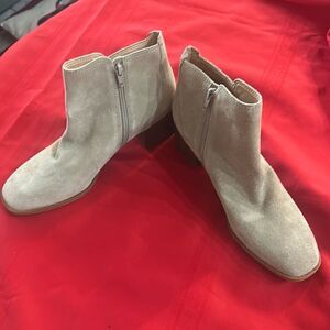 Lucky Brand Beige Suede Ankle Boots Size 9.5